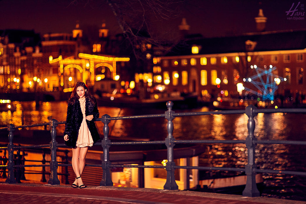 Sera on the Streets of Amsterdam (HvE-20151218-0410)